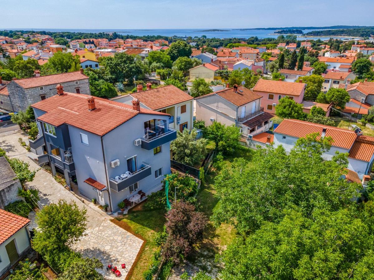 Apartment Lorencin Milka Medulin Exterior photo