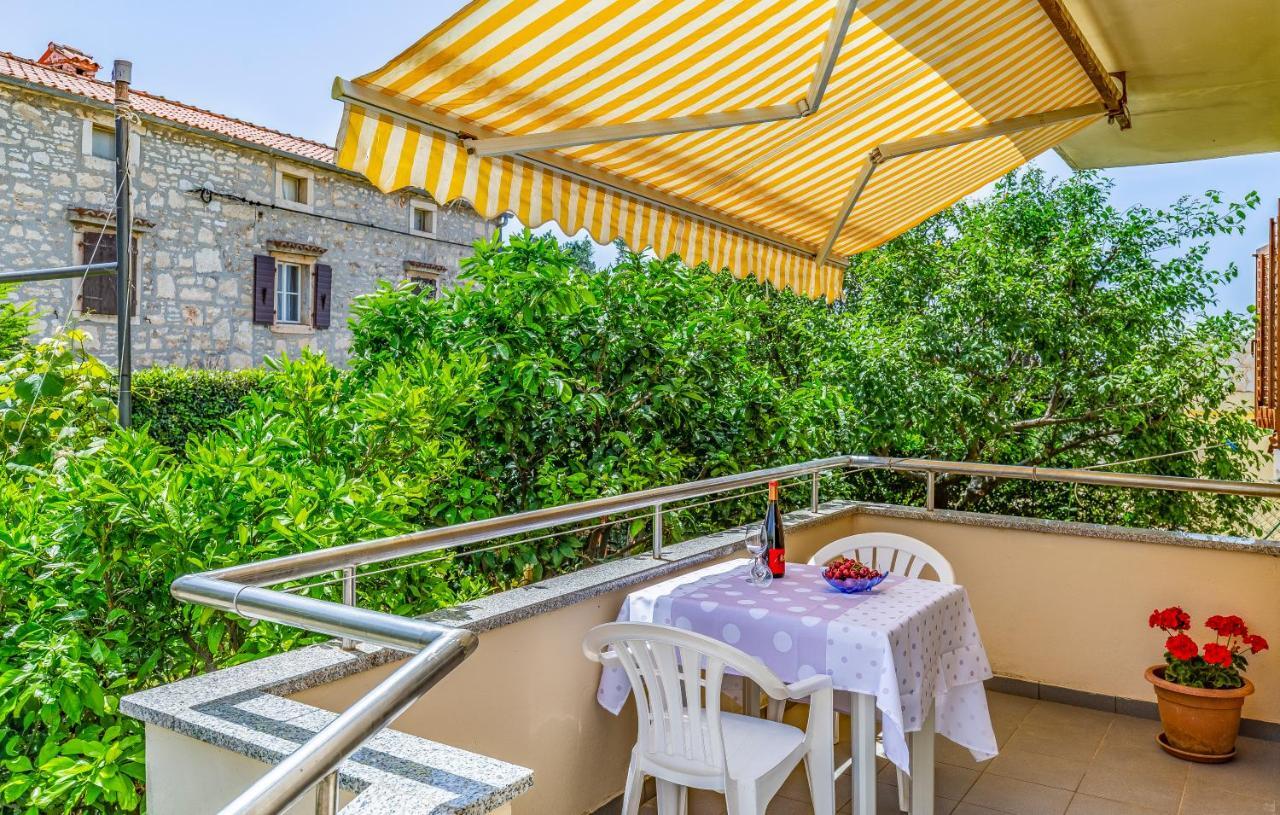 Apartment Lorencin Milka Medulin Exterior photo