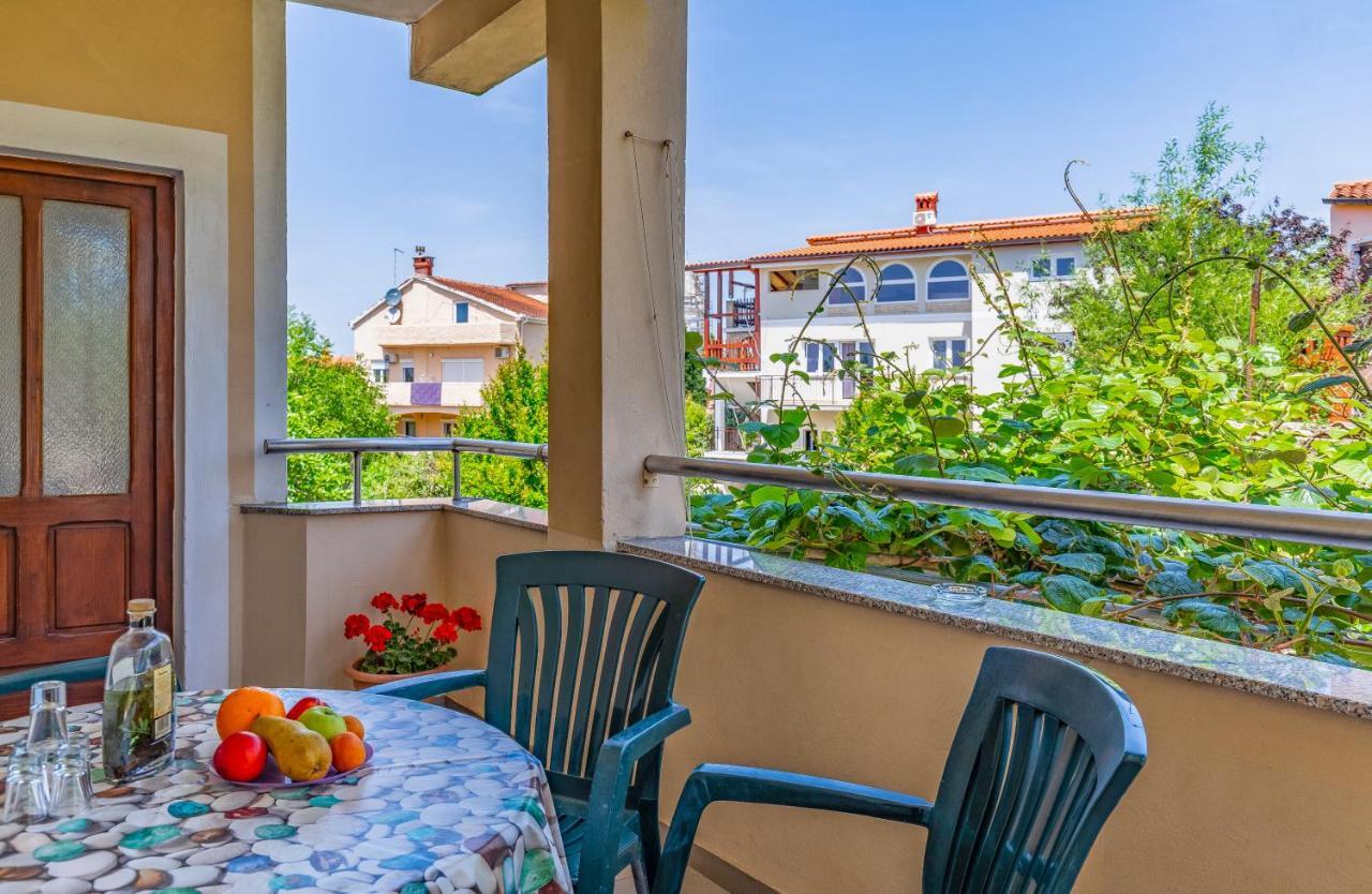 Apartment Lorencin Milka Medulin Exterior photo